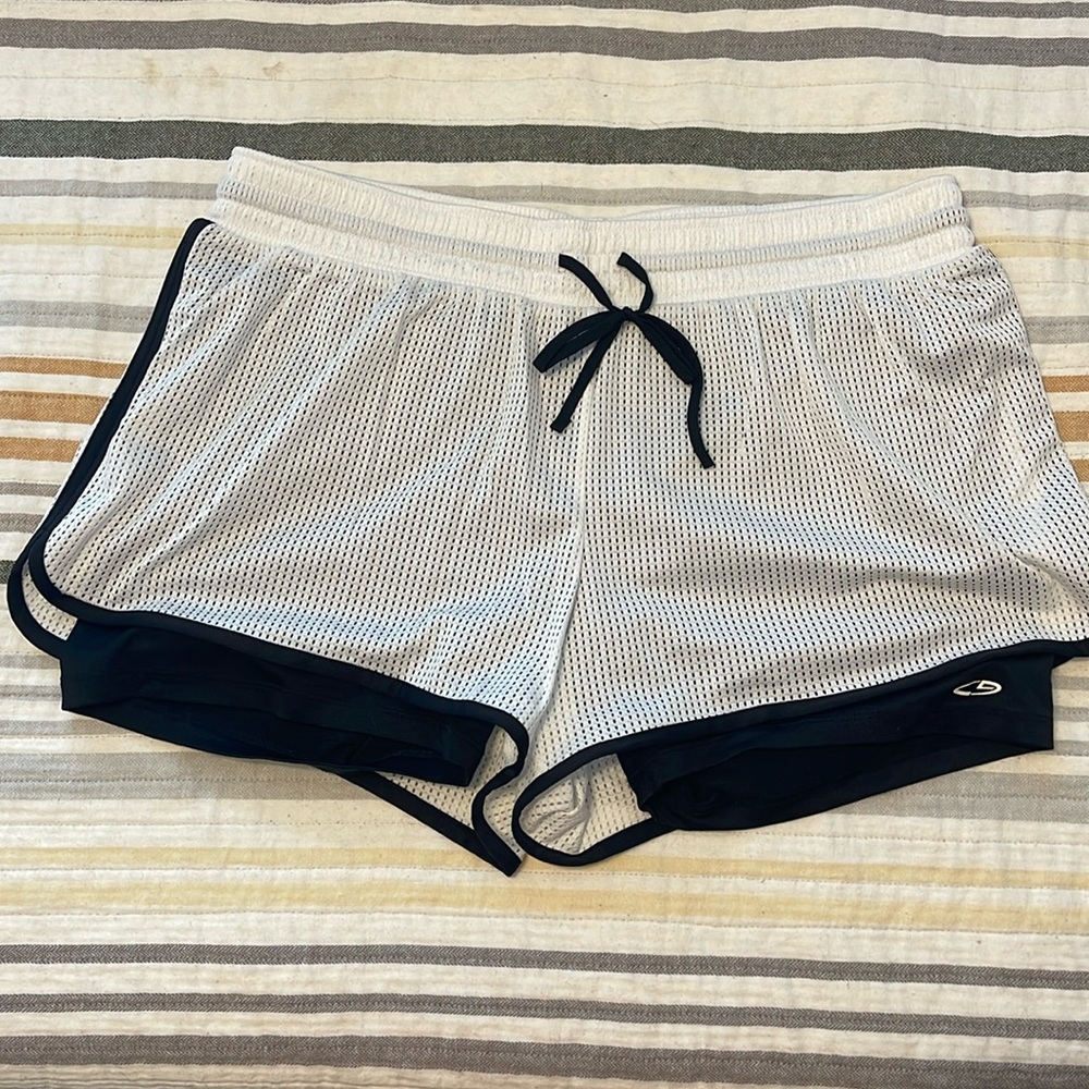 Athletic shorts